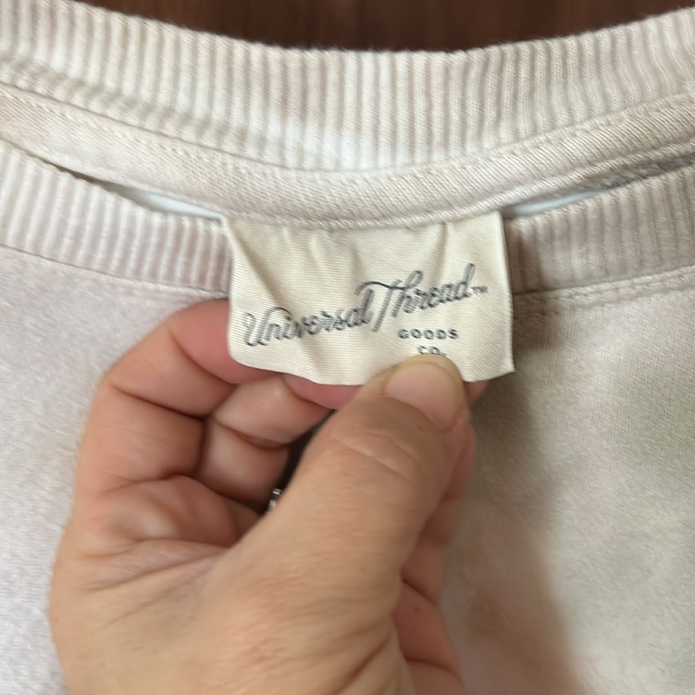 Universal Thread sweatshirt - Picture 3 of 5